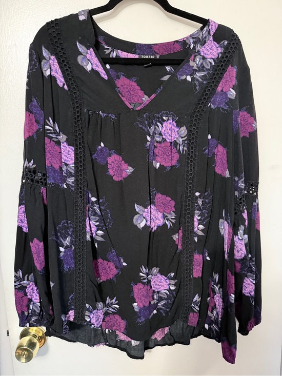 torrid Tops - torrid Black Floral Lace-Trim Peasant Blouse - Purple